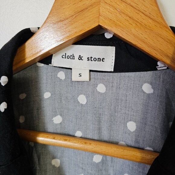 EUC WORN ONCE CLOTH & STONE ECOVERA BLACK WHITE DOTTED CROP SLOUCHY SHIRT TOP S - Picture 7 of 10